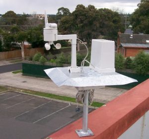 weather-station-transmitter-sml